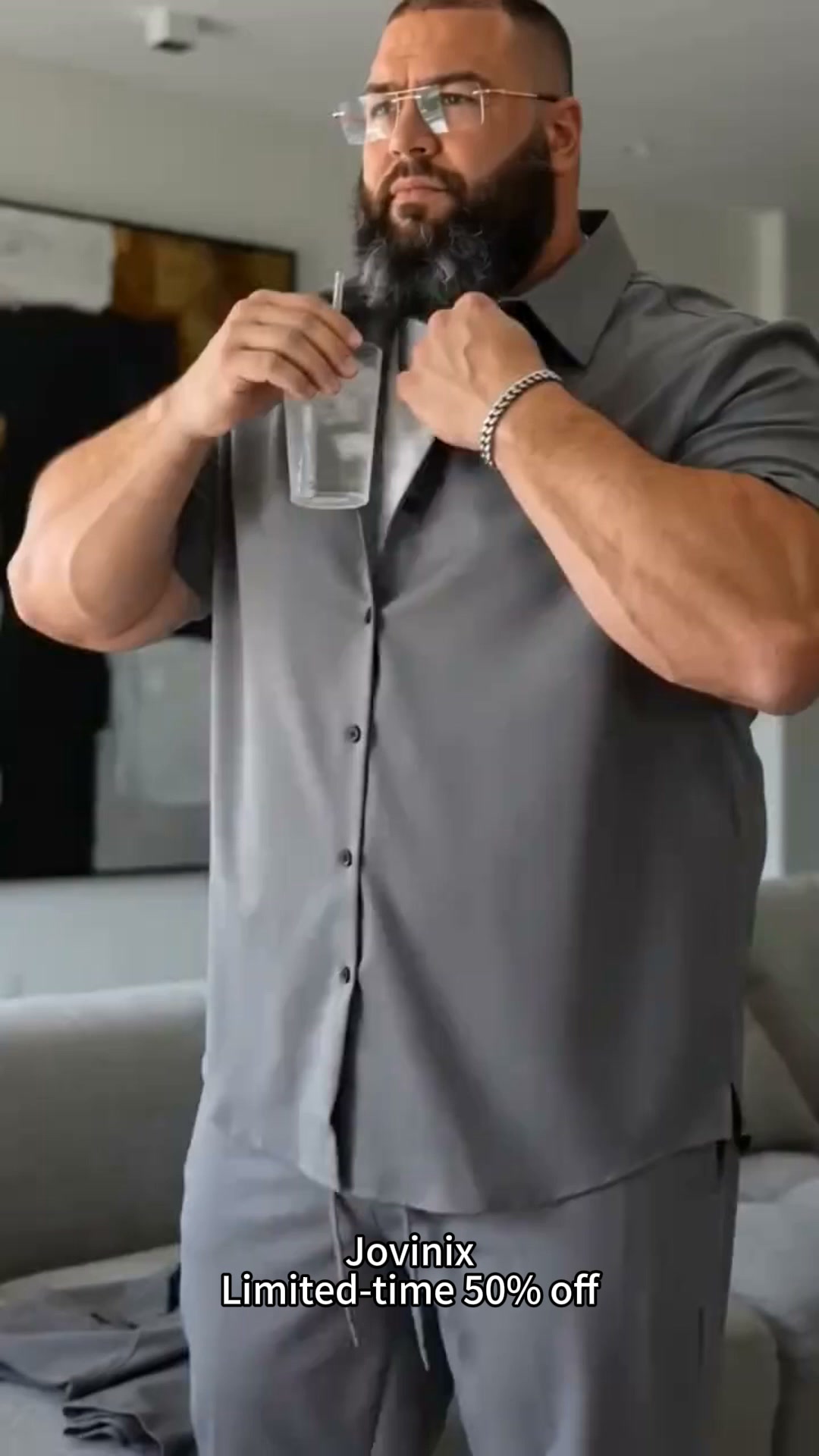 Get this casual shirt & pants set now while it’s 50% OFF