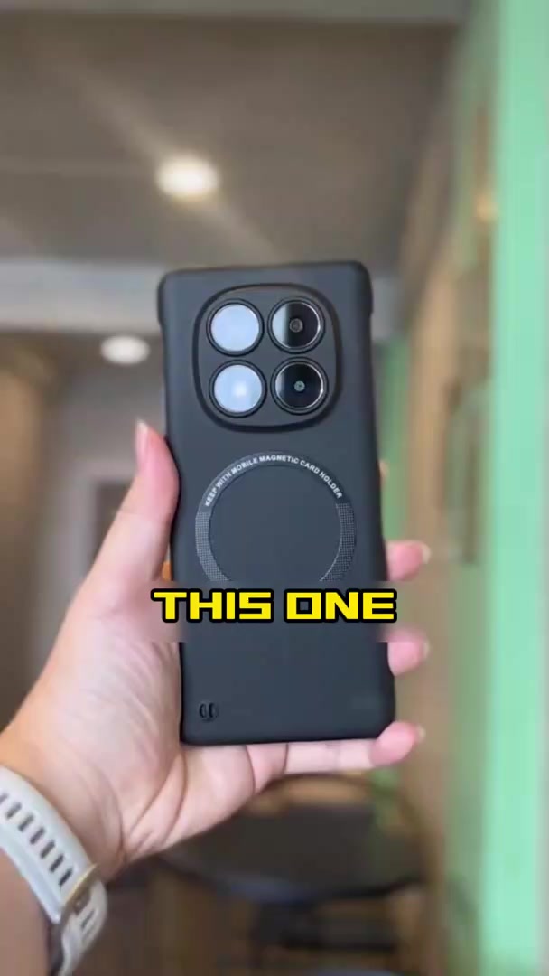 Ultra-Thin Magnetic Case