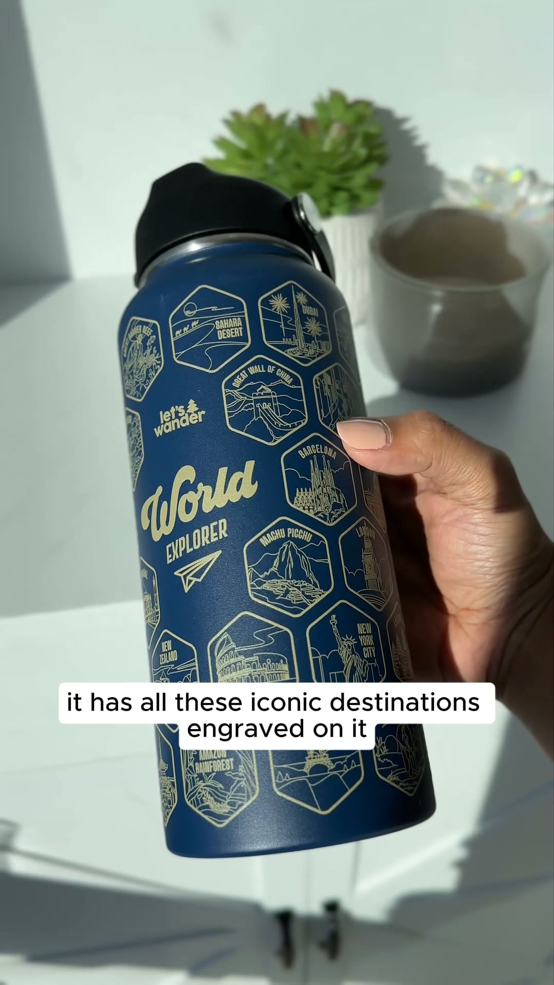 You Can't Find A Better Gift For Travel Lovers!