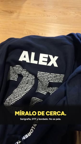 Míralo de cerca