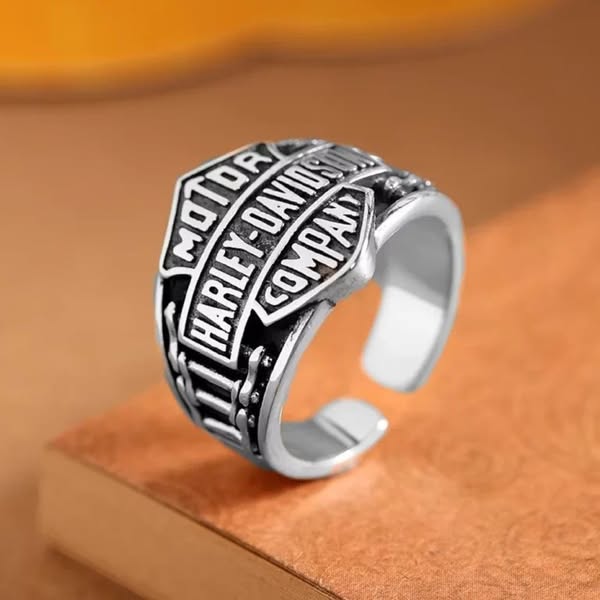 Harley Style Ring