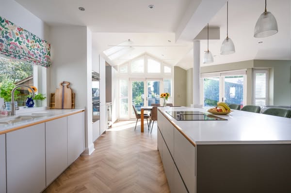 Direct-to-Consumer Worktops