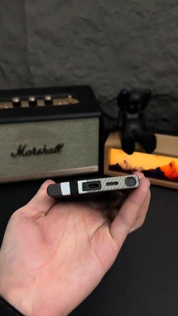 Kevlar Carbon Fiber MaSafe Case