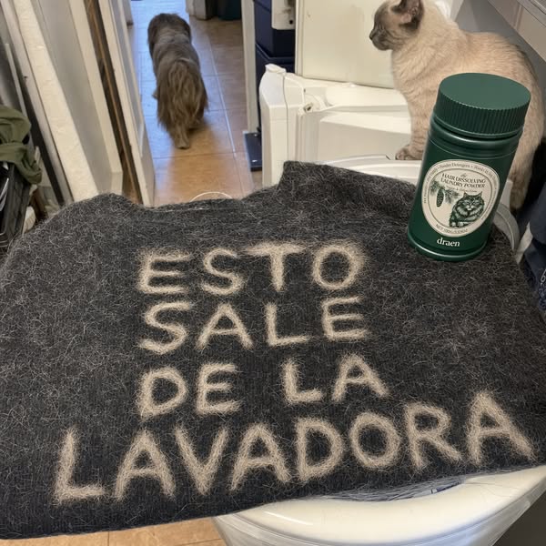 El pelo no venía de tu perro. Venía de la lavadora.