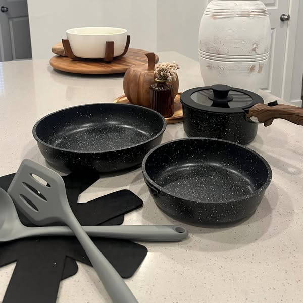 Granite-Coating 8 Pieces Nonstick Pots and Pans Set with Removable Handle Save 12% on Kitchen Picks