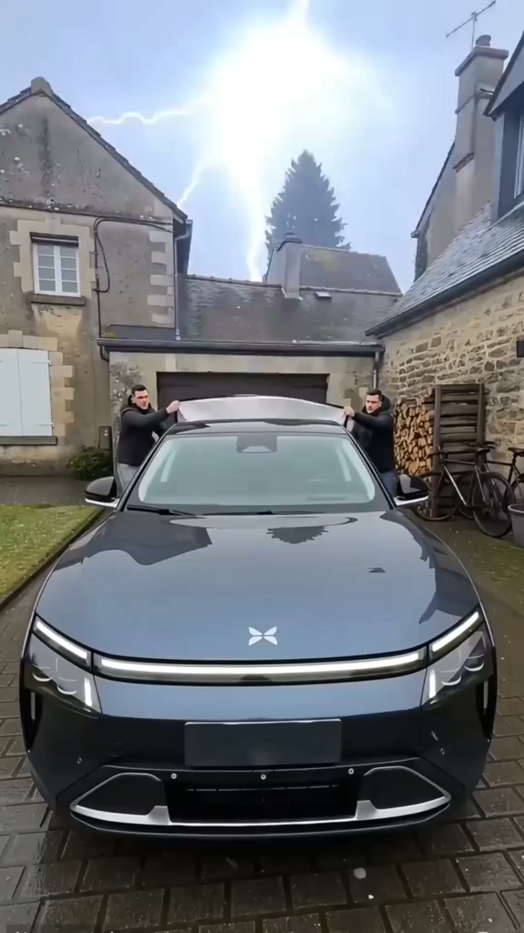 Sem Garagem? Protege o Teu Carro em Qualquer Sítio