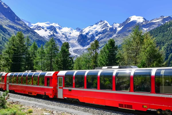 Bernina Express/ Lago Como/ Milão/ Zurique/ Lucerna/ Monte Titlis