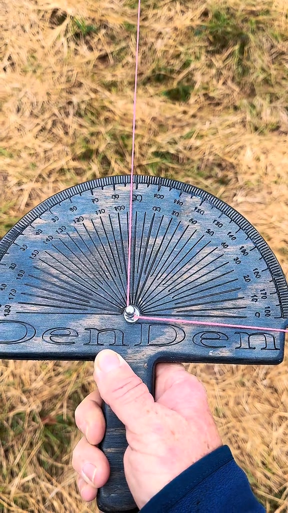 Precision Angle Finder – Handcrafted Birch Wood Degree Tool