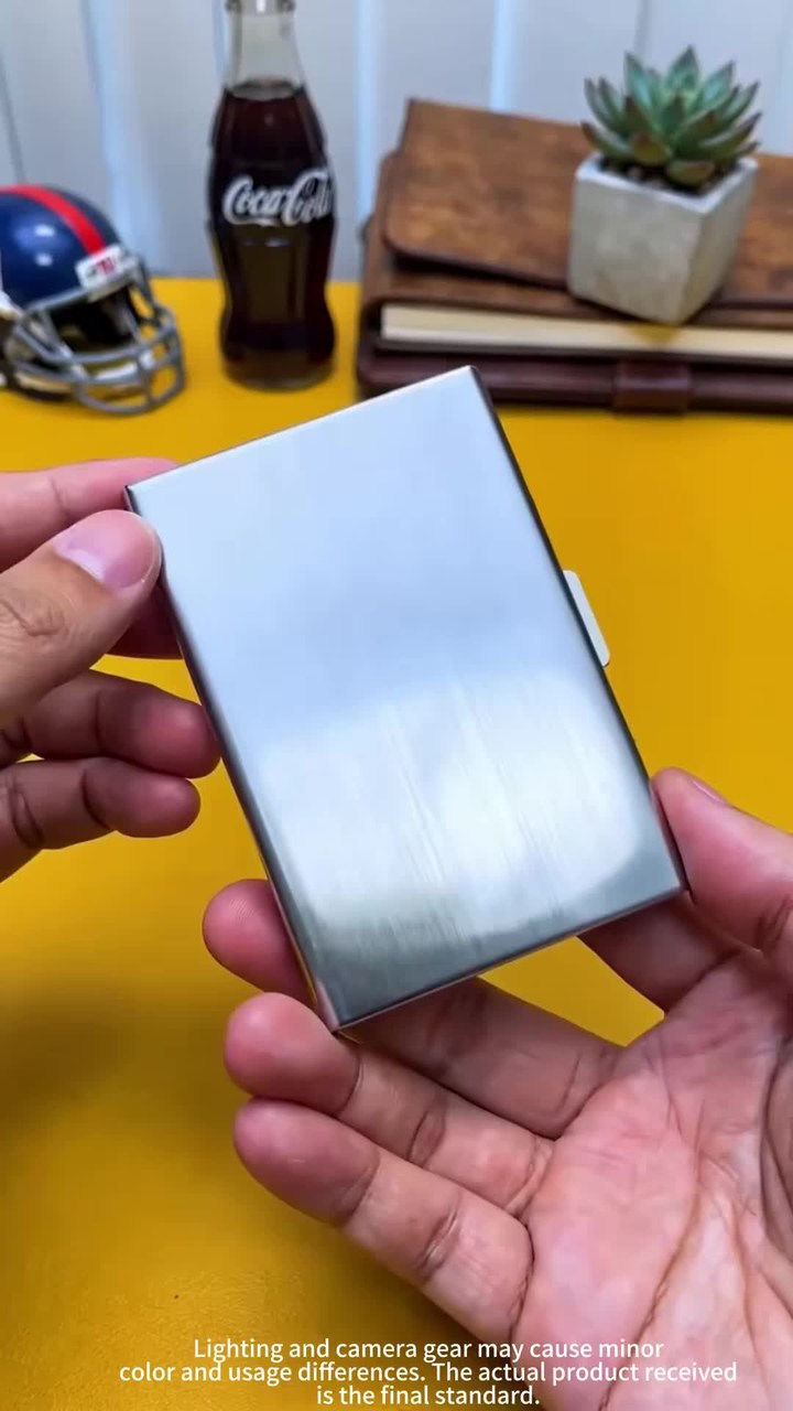 RFID-Blocking Credit Card Holder