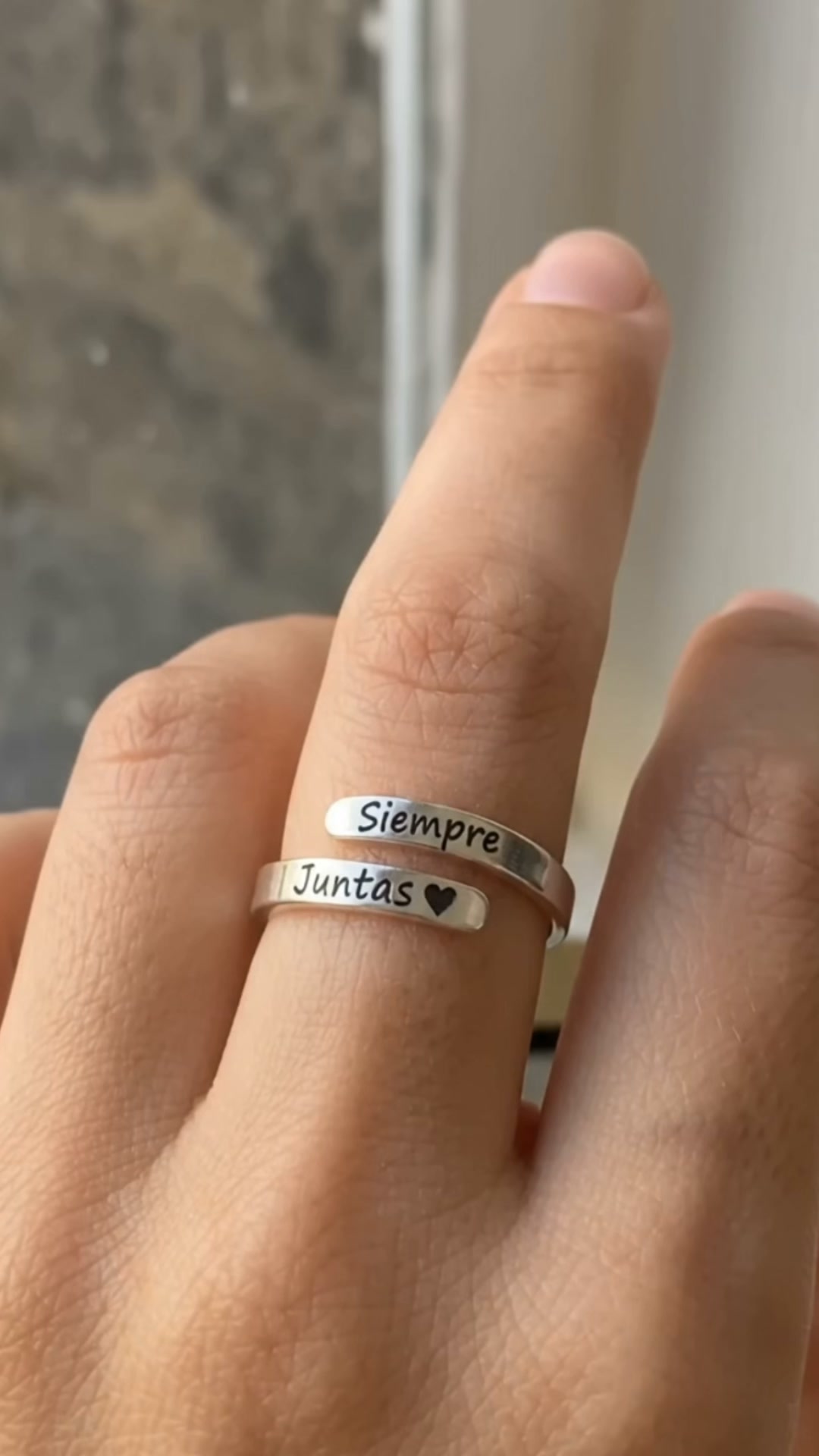 Regalamos un anillo gratis!