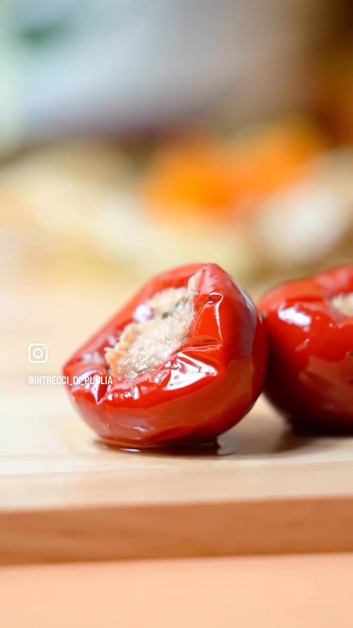 Peperoncini Ripieni al Tonno