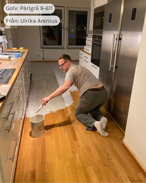 Äggoljetempera – Pärlgrå