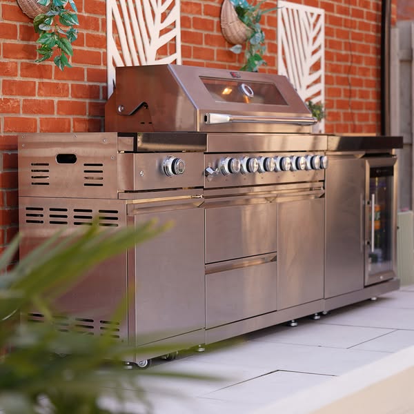 Outdoor Kitchen Ideas
