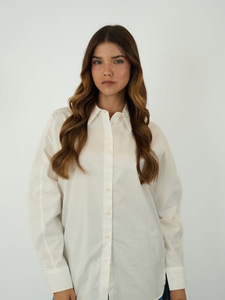 Camisa Clássica de Botões Clássica – Branco Total - L | agora €29.99 | antes €29.99
