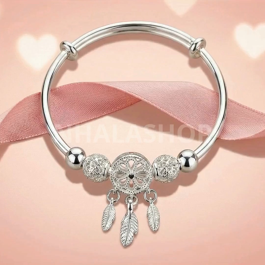 No es solo una pulsera. Es un símbolo