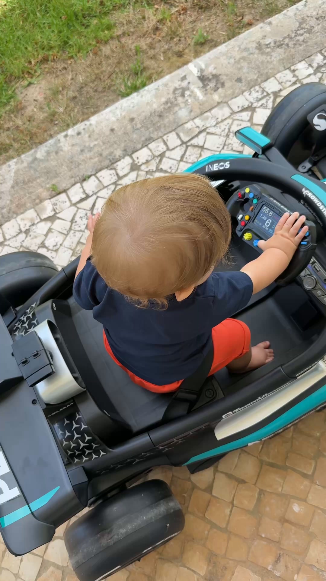 Carros e motas para crianças