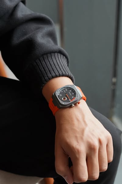 Speed on your wrist!