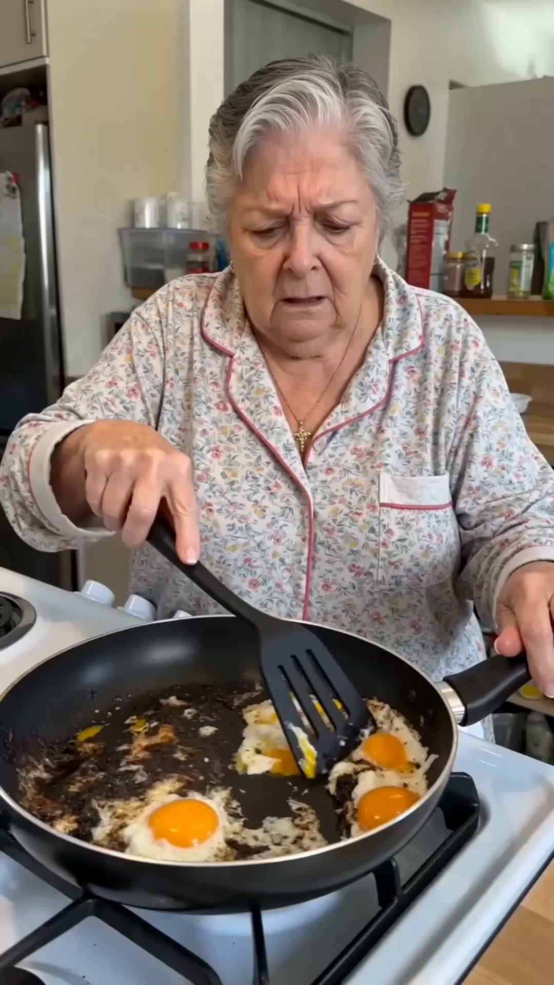 Make Perfect Poached Eggs In 90 Seconds
