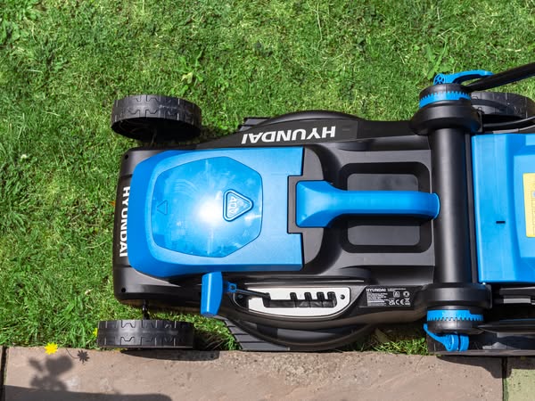 40V Performance from Two 20V Batteries
