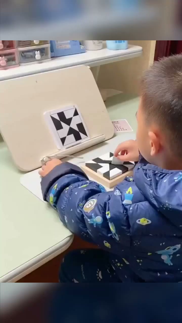Hora do puzzle para miúdos