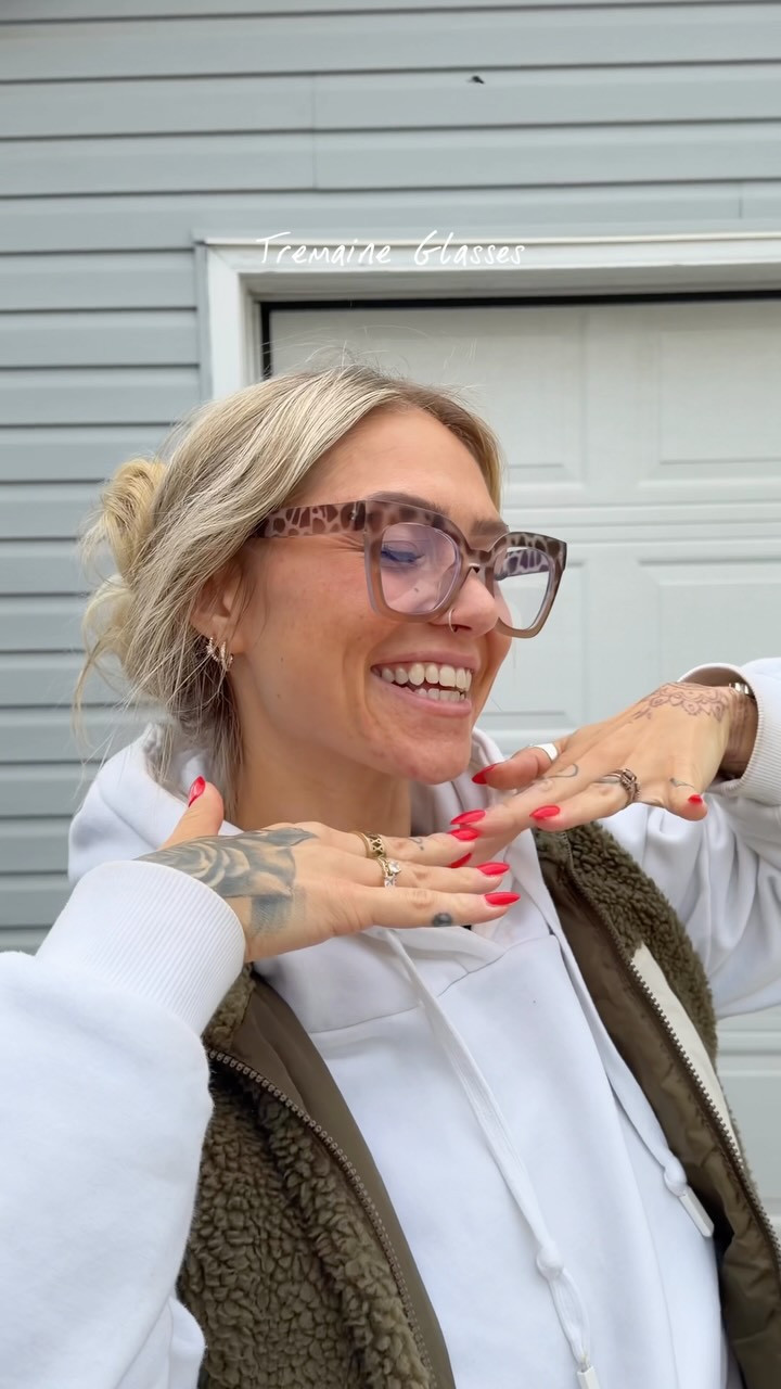 Anúncio de EFE Glasses