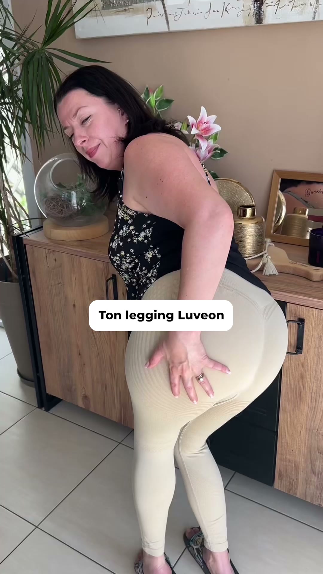 Luveon 3D Leggings