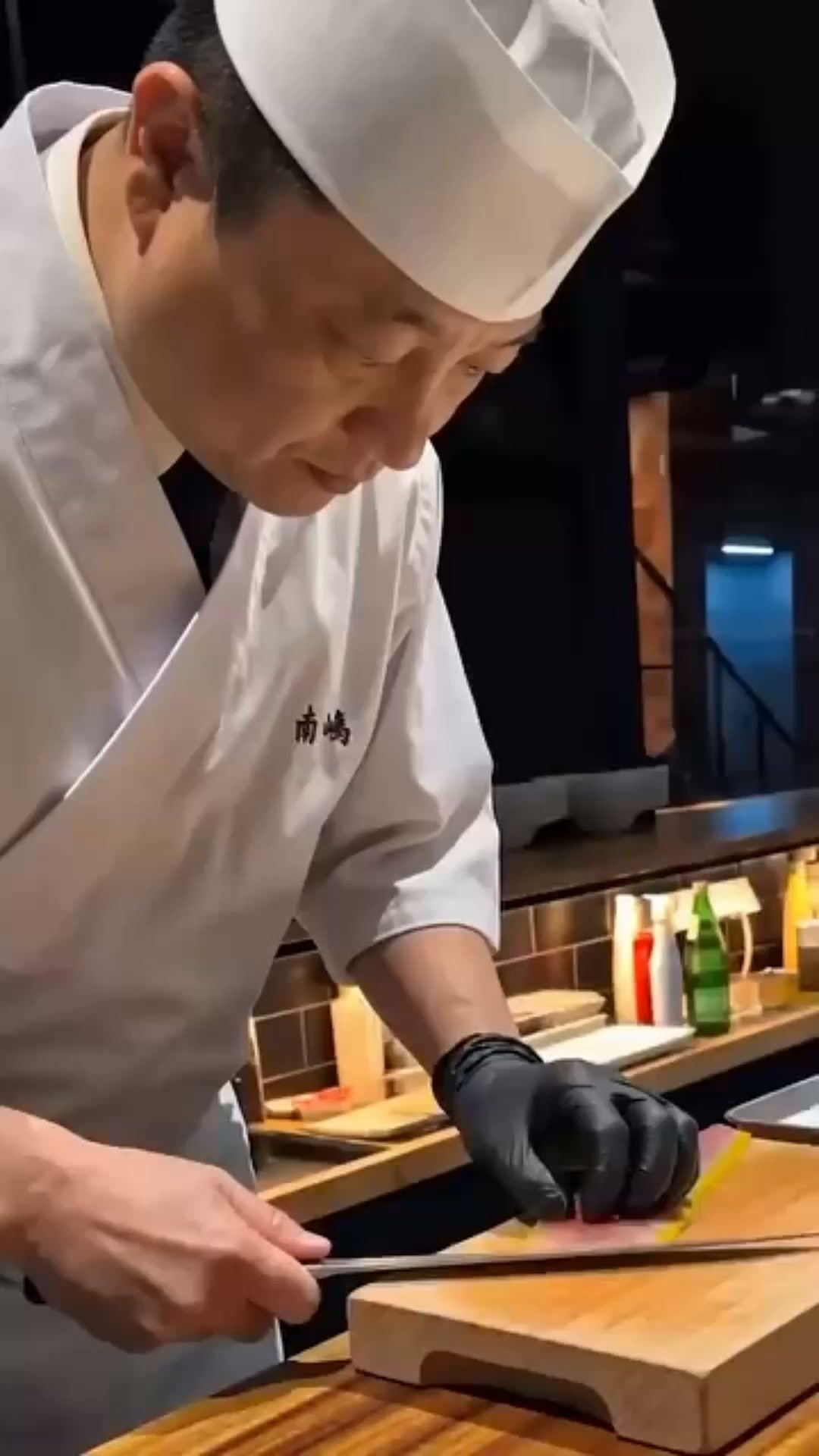 A Head Chef Ranked Every Pan He Owns