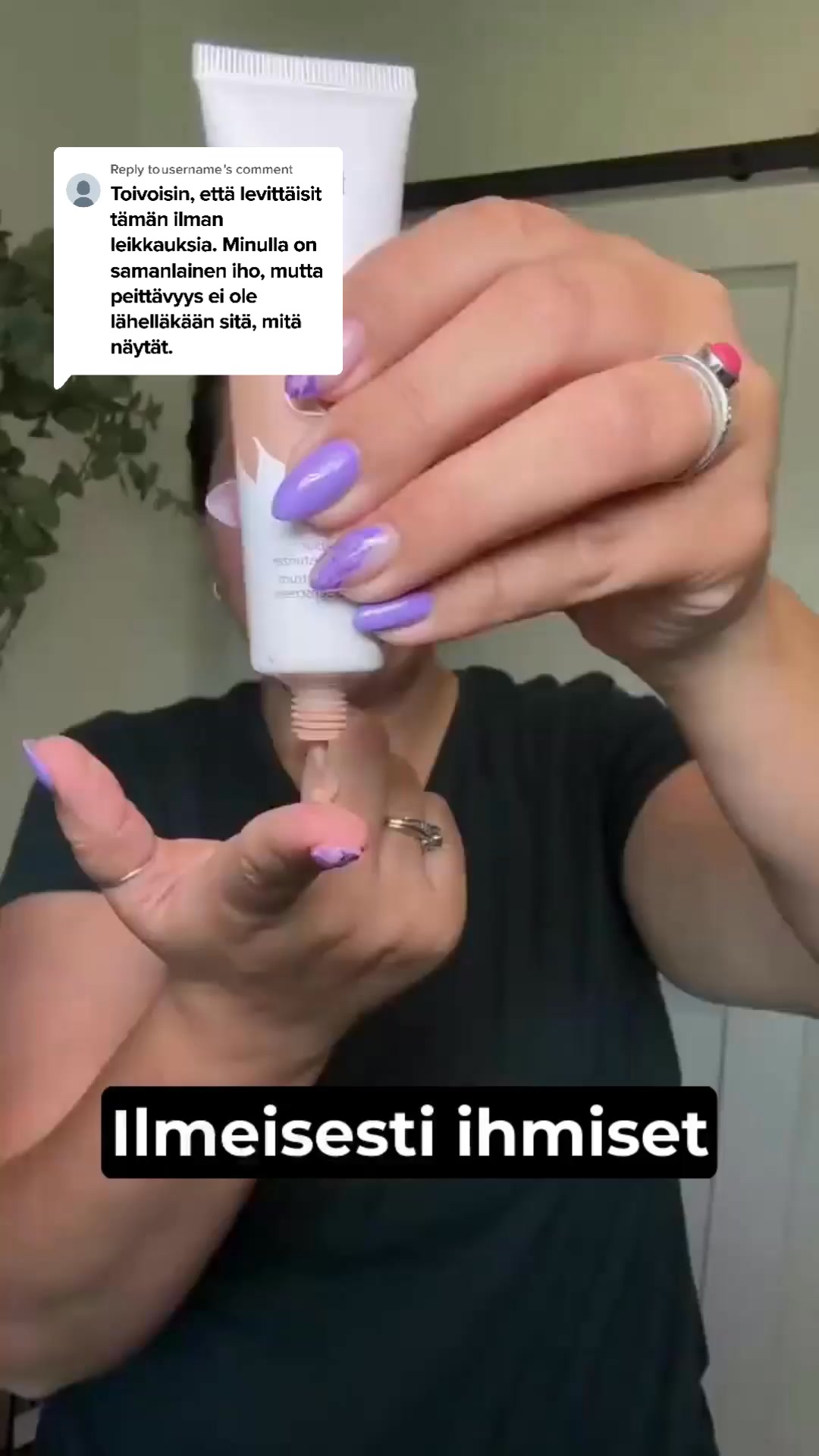 Mukana ilmainen sivellin!
