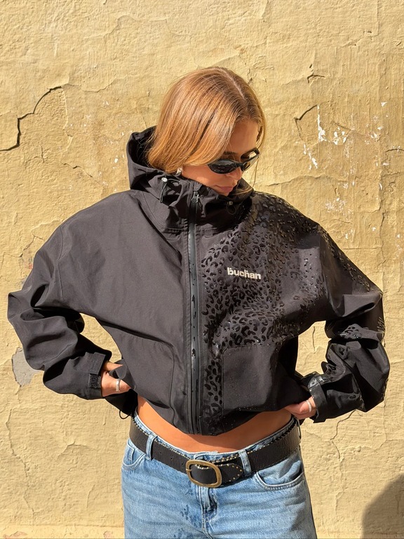 Available in black, brown, green, pink, and blue