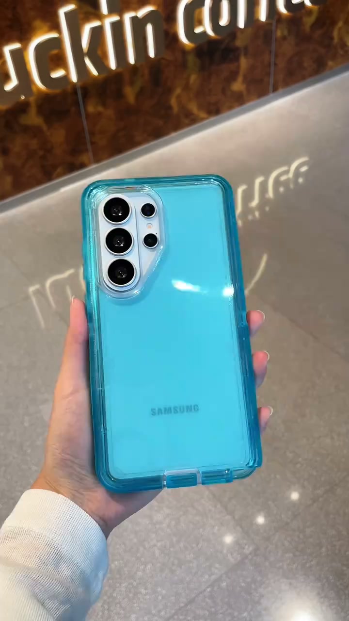 Why buy a Galaxy you love… just to hide it under a bulky case?