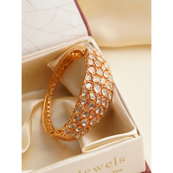 Kundan uncut Polki Diamond Bracelet For WomenRated 4.95