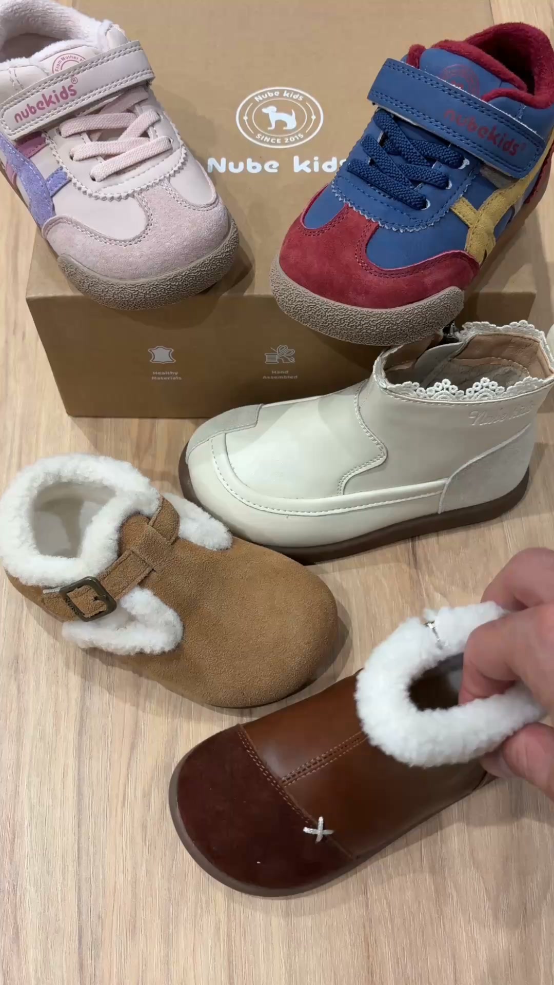 Winter Shoes Kids Actually Keep On
