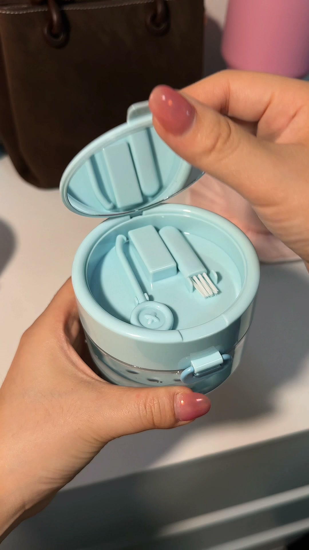 3-in-1 Retainer Cleaning Case Box – Soak, Drain & Store with Mirror & Brush