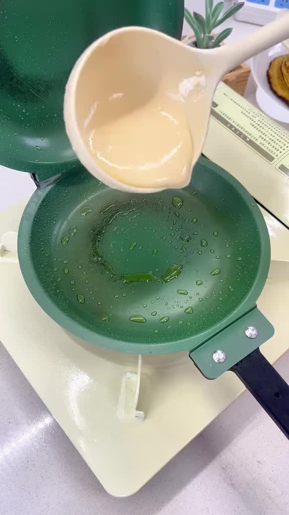 Round Cake Pan
