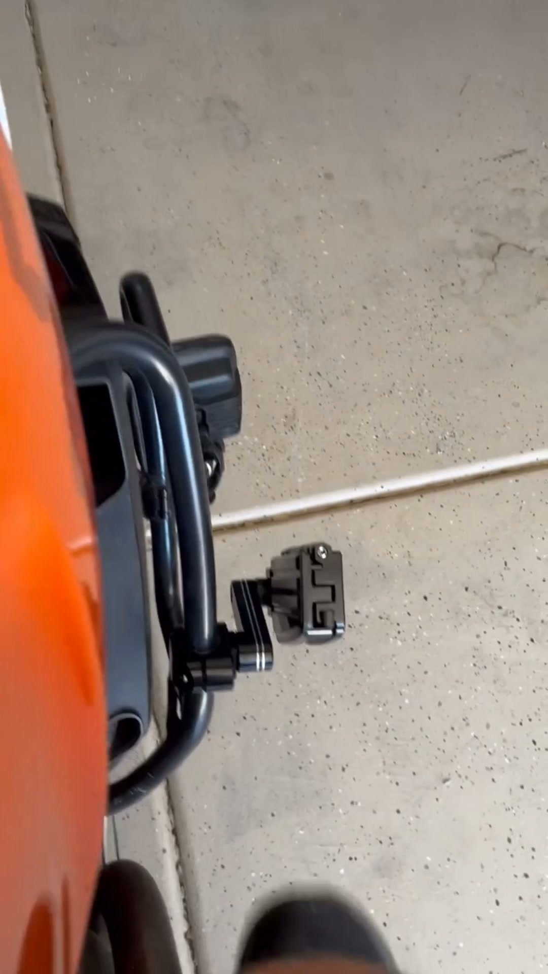 Adjustable Long Highway Foot Pegs with Extendable Heel Rests