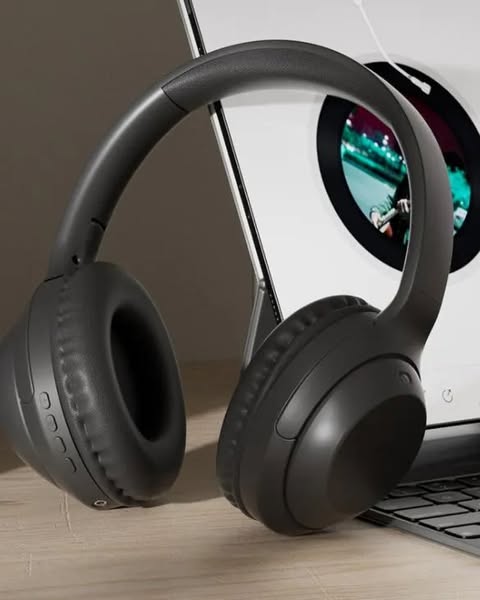 Twist-out Bluetooth Speaker with FM Radio — Wireless Audio & Music Enjoyment