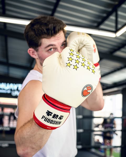 The Underdog's Gloves