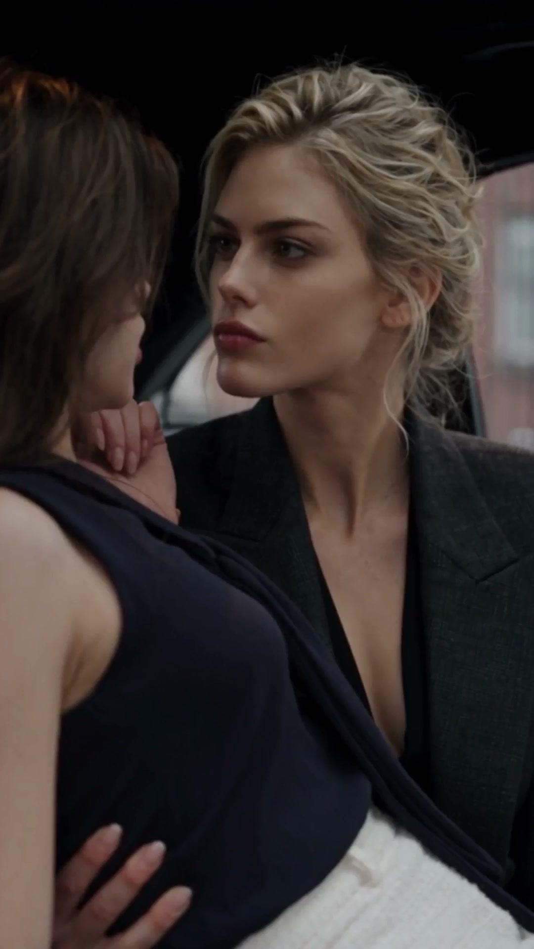 Binge watch the thrilling fake blindness revenge romance