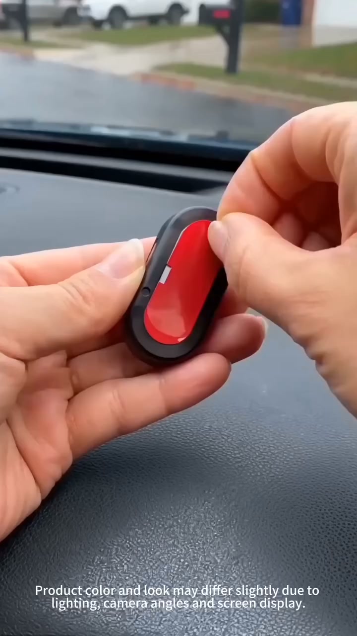 Solar-Powered Simulated Anti-Theft Warning Light