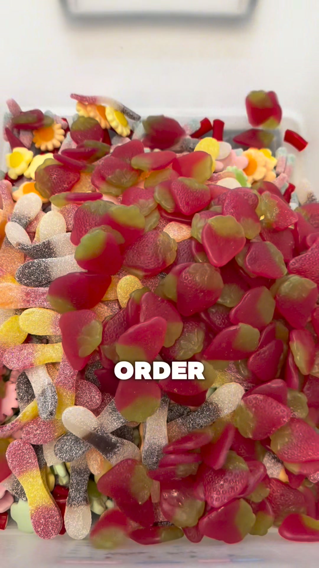 FREE Sweet Gift with £25+