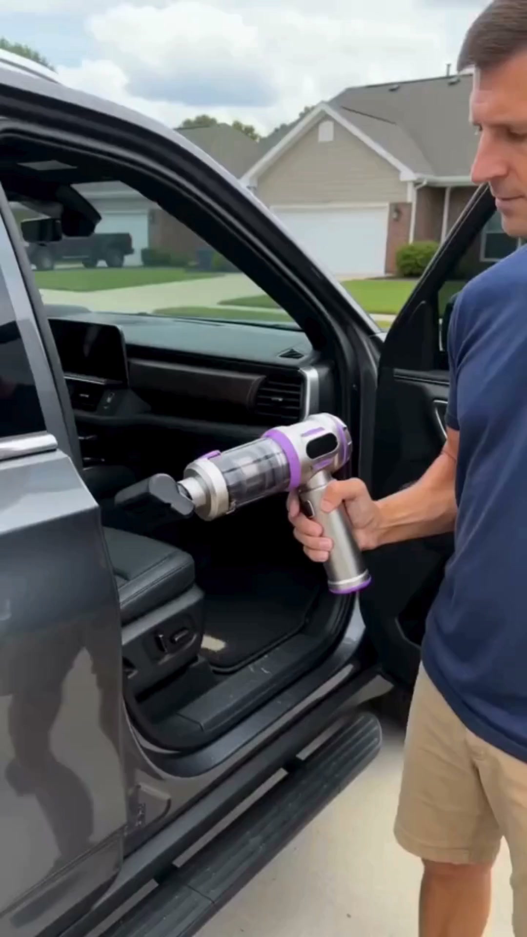 Big Suction. Small Vacuum.