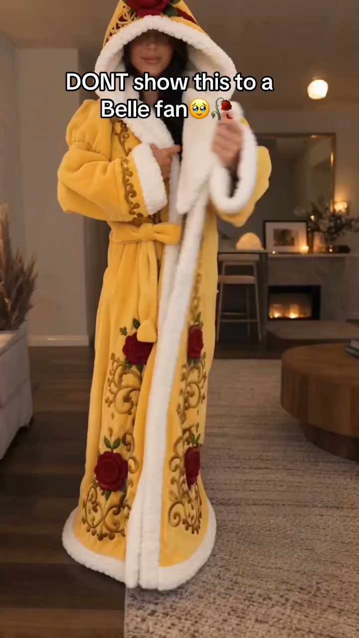 Heated Princess Robe – Warmth with a Touch of Fairytale Magic