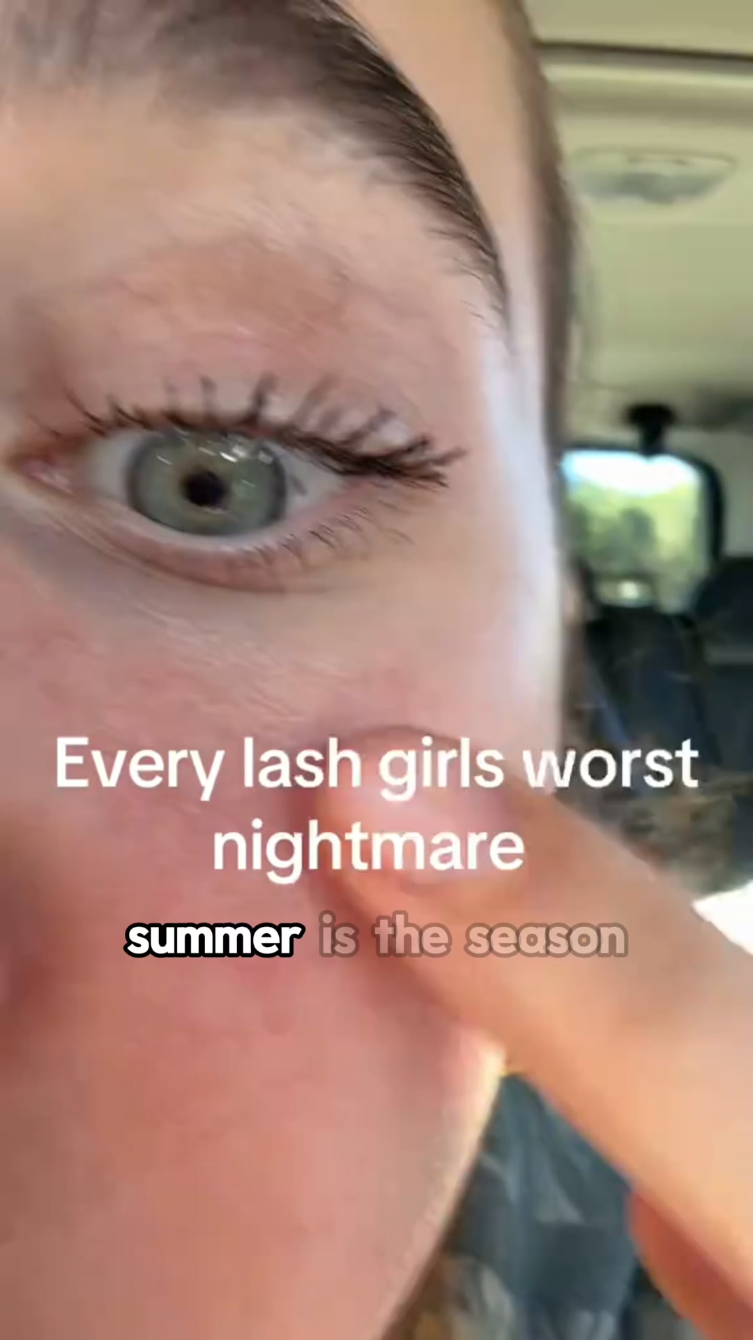 Glue-Free Lashes​ & Free Shipping!