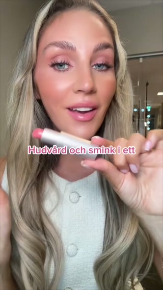 Hudvård och makeup i ett