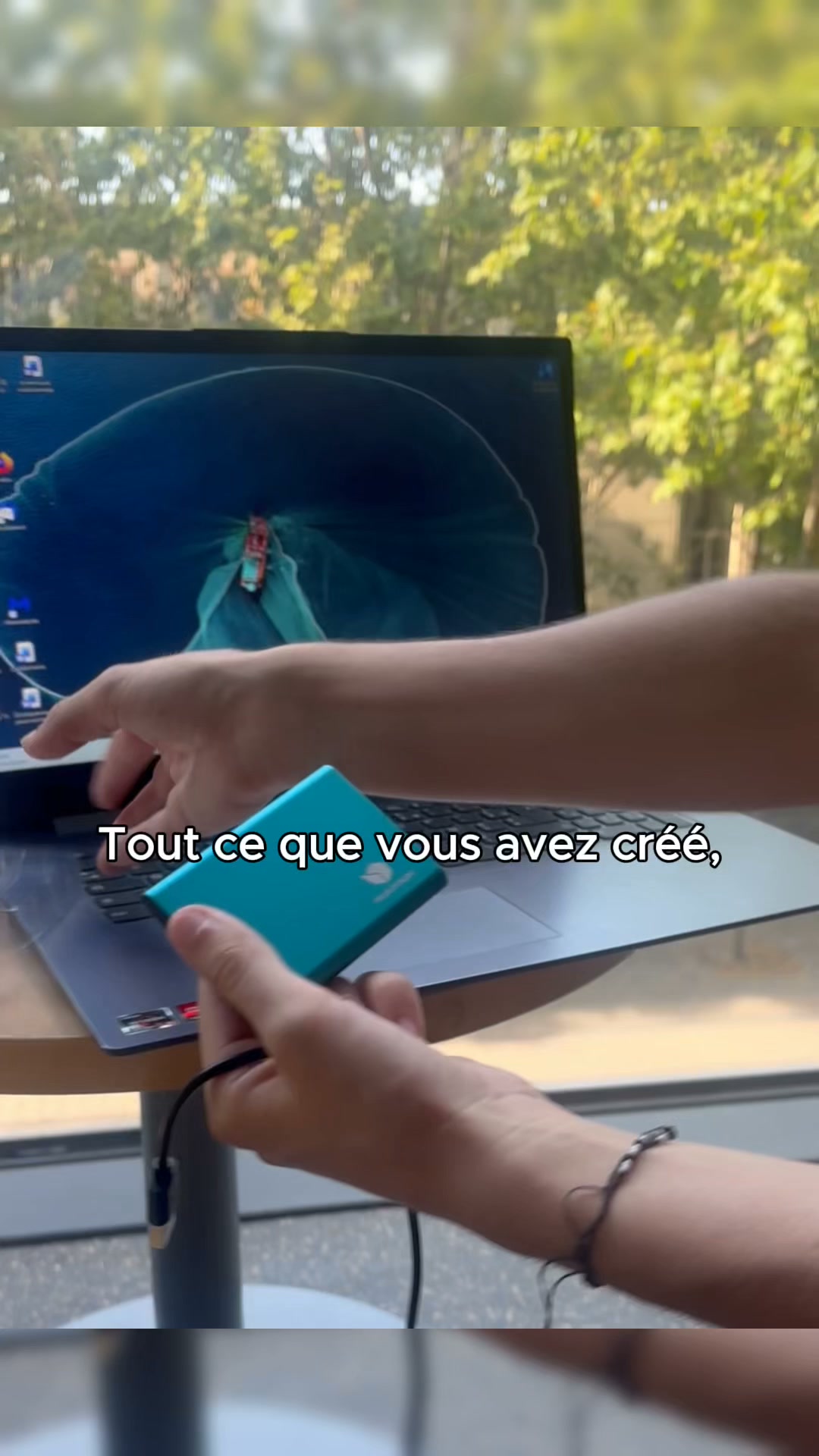 Stockez vos photos et vidéos en toute sécurité et rapidement.
