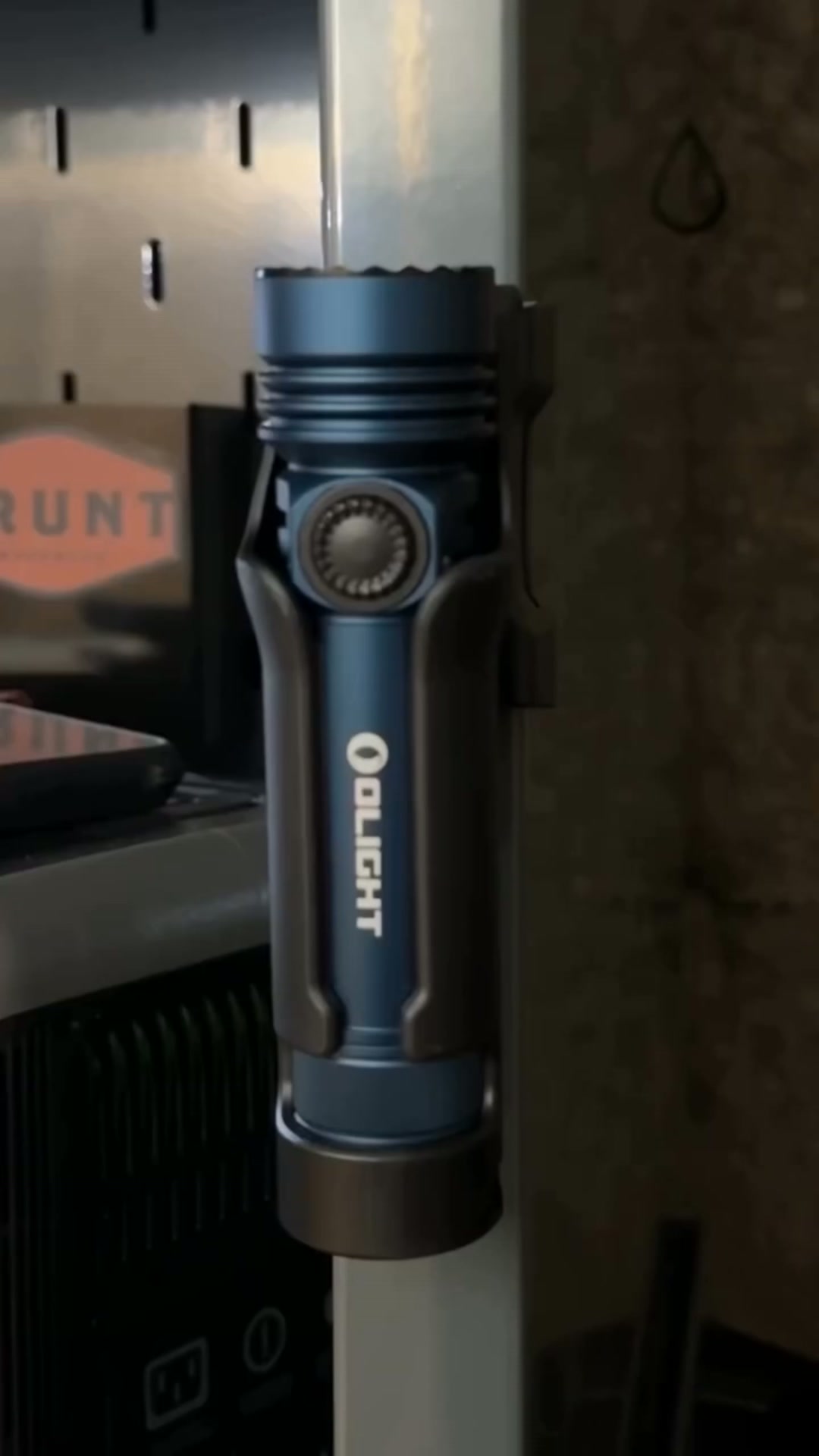 Olight Seeker 4 Pro - 4600 lumens