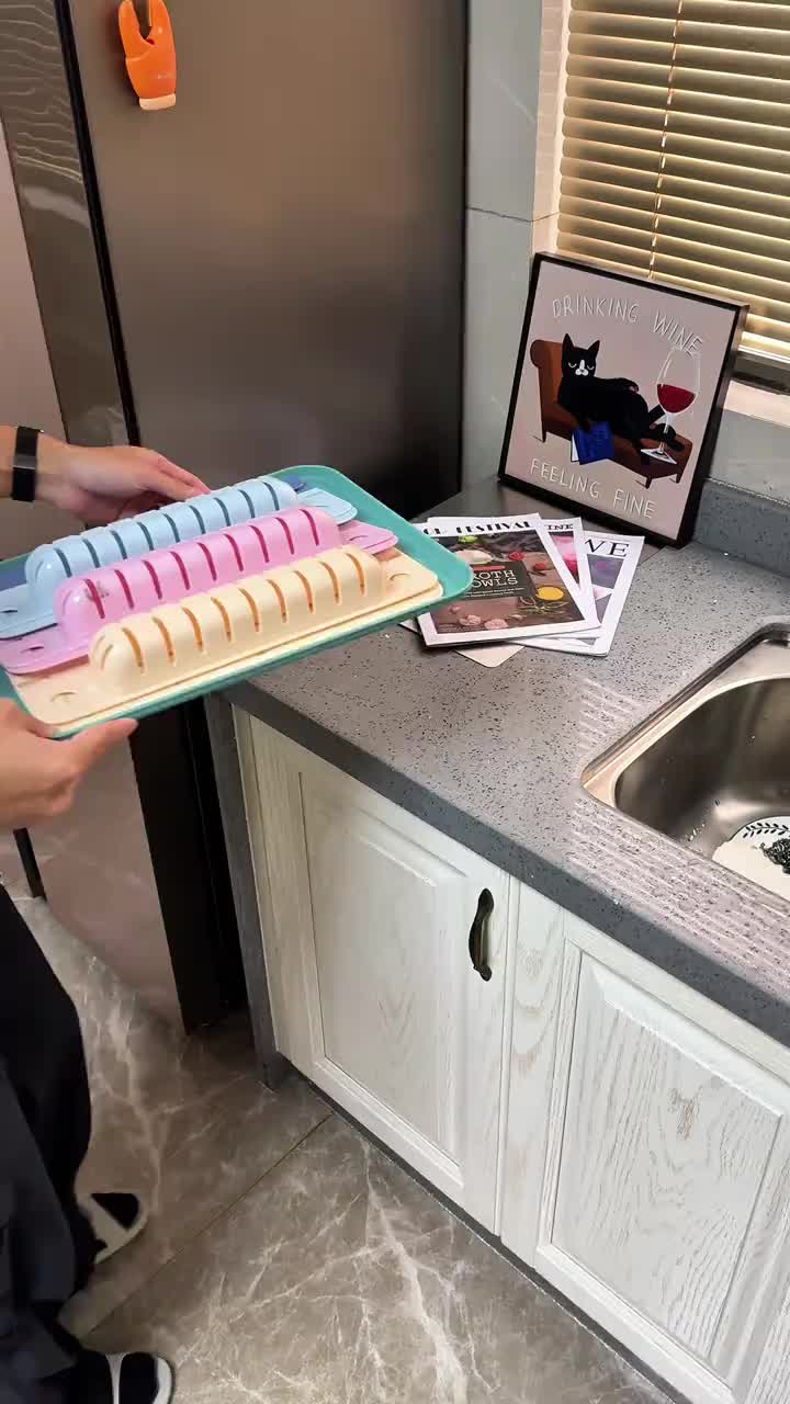 Collapsible Sink Splash Guard