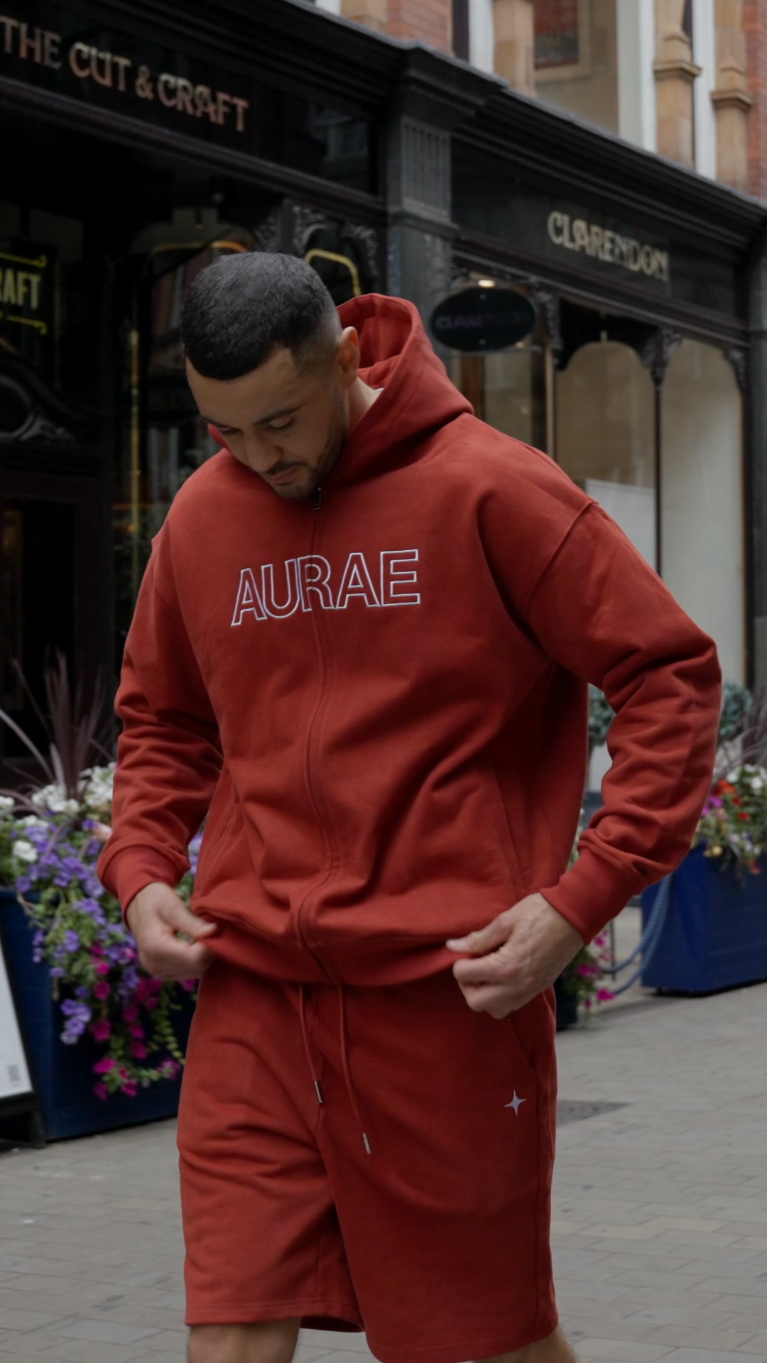AURAE, Worn by Champions