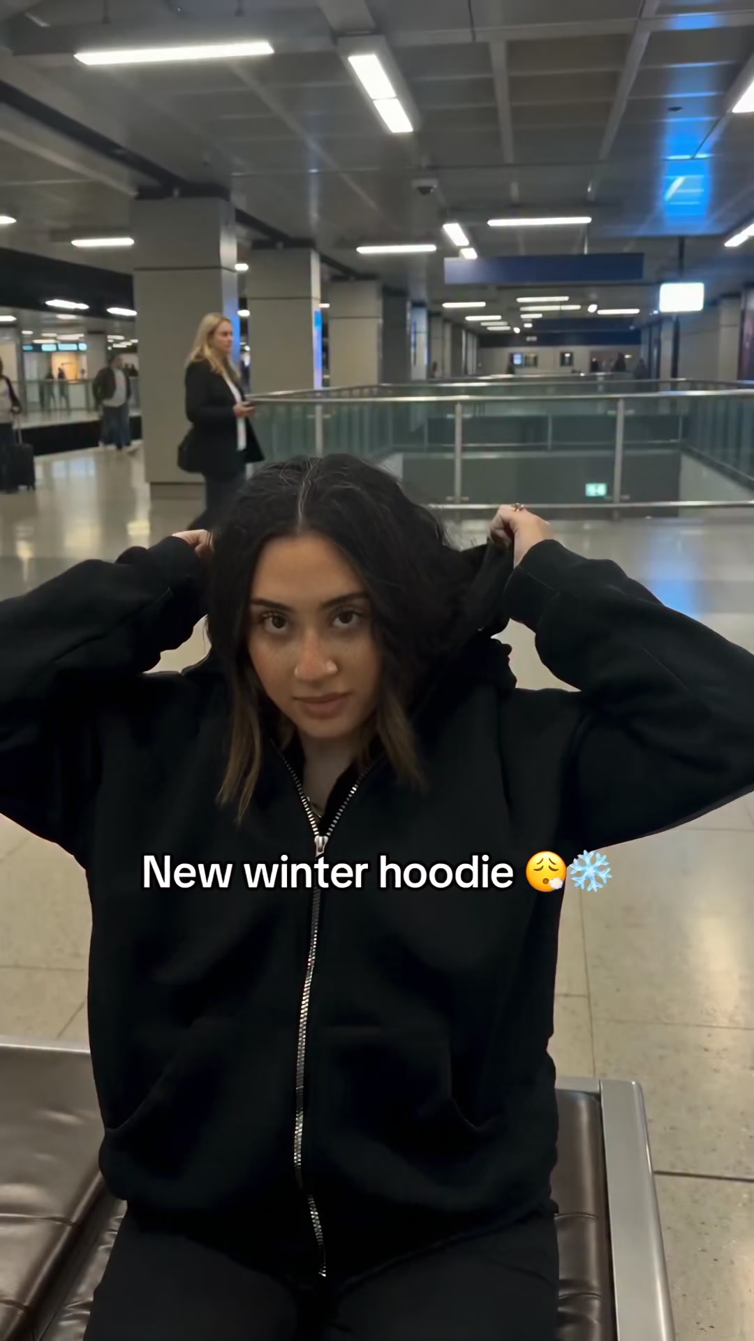Zip Up. Disappear.