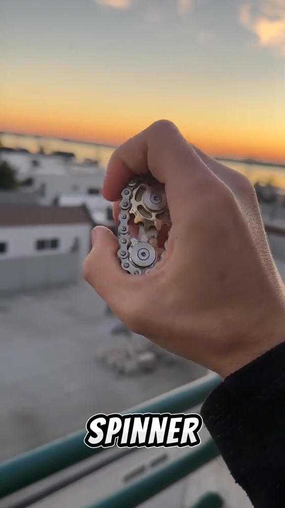 The Ultimate Mechanical Fidget: Bike Chain Sprocket Spinner for Focus & Stress Relief